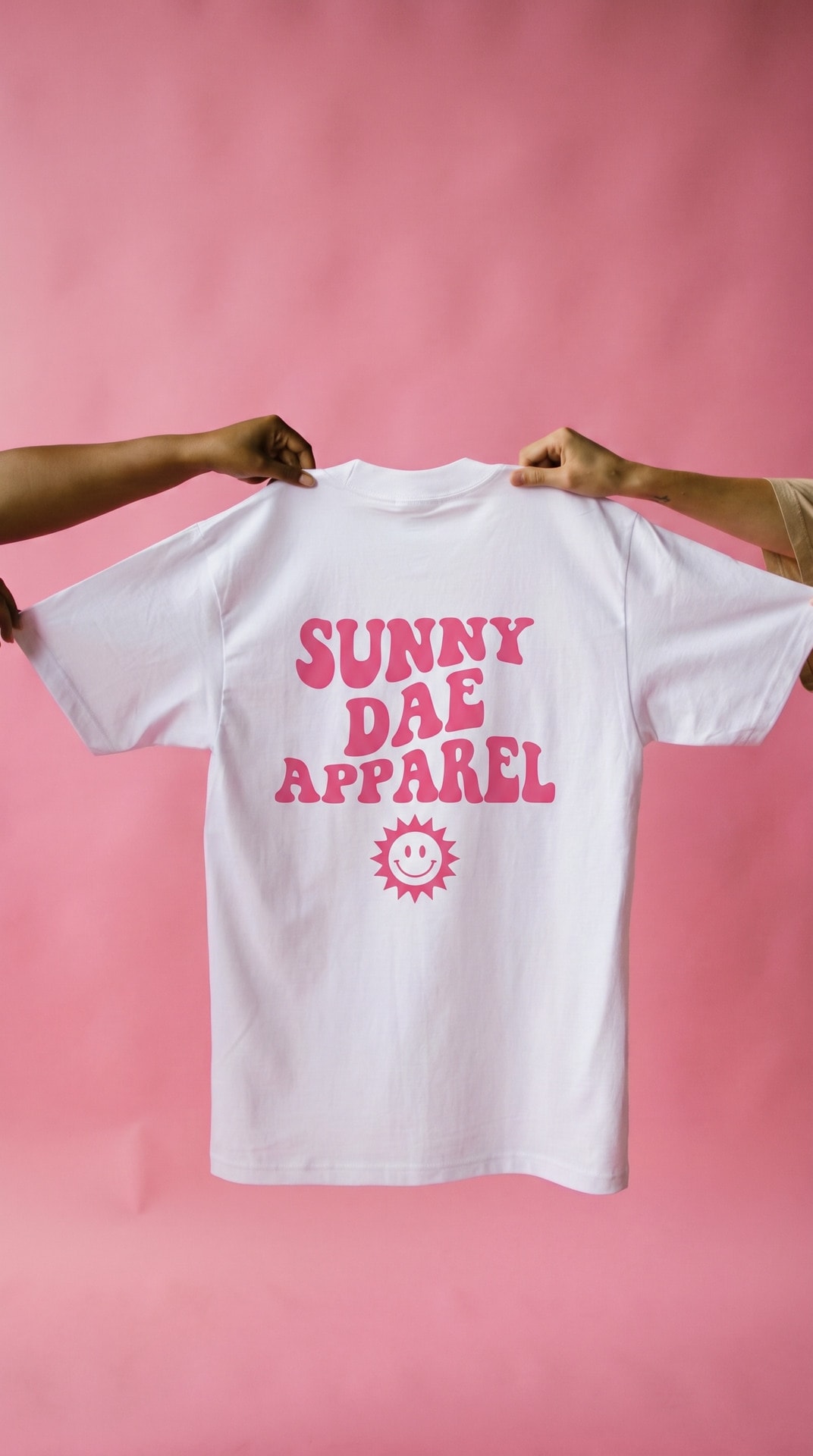 Sunny Dale Graphic Tee