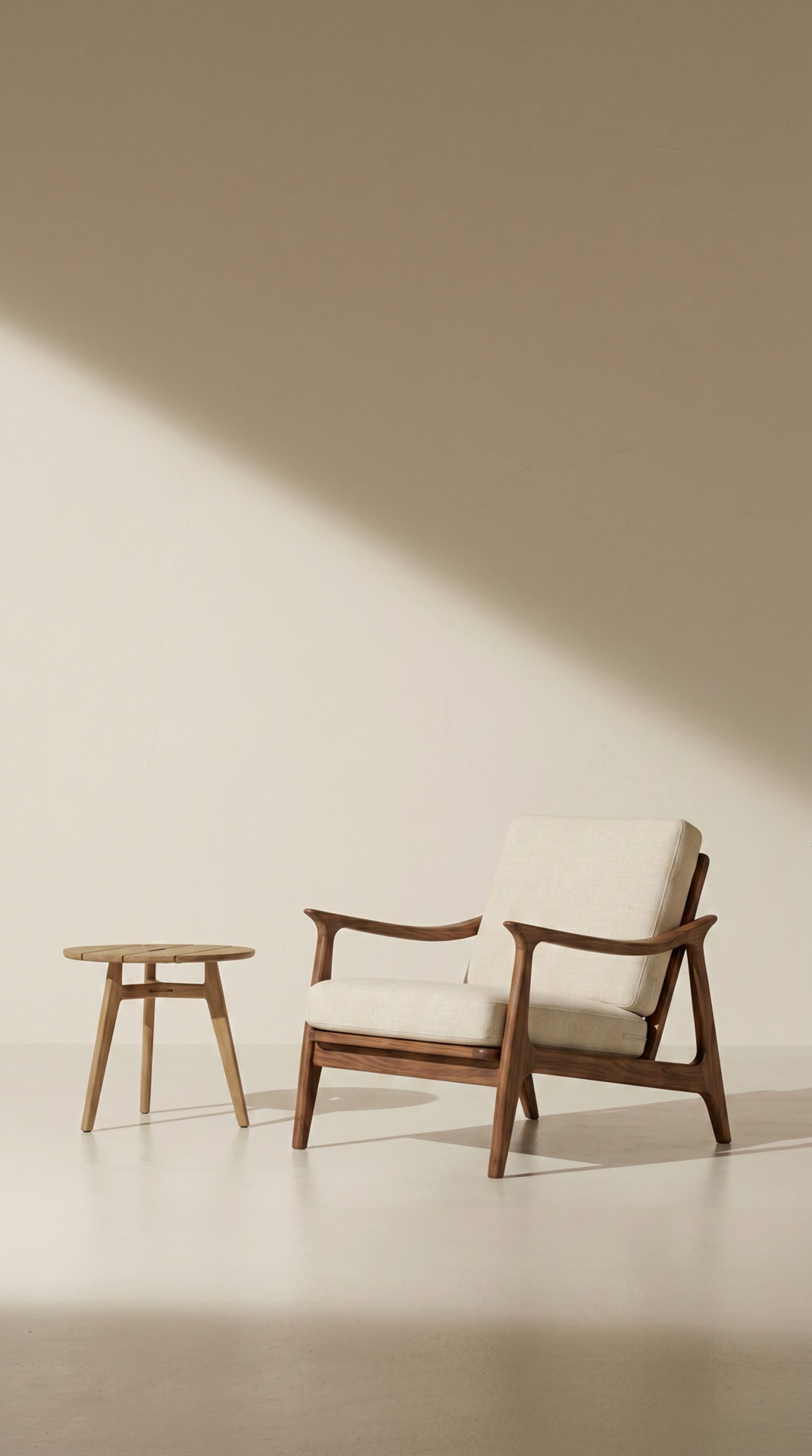 Minimal Chair Shadow Room