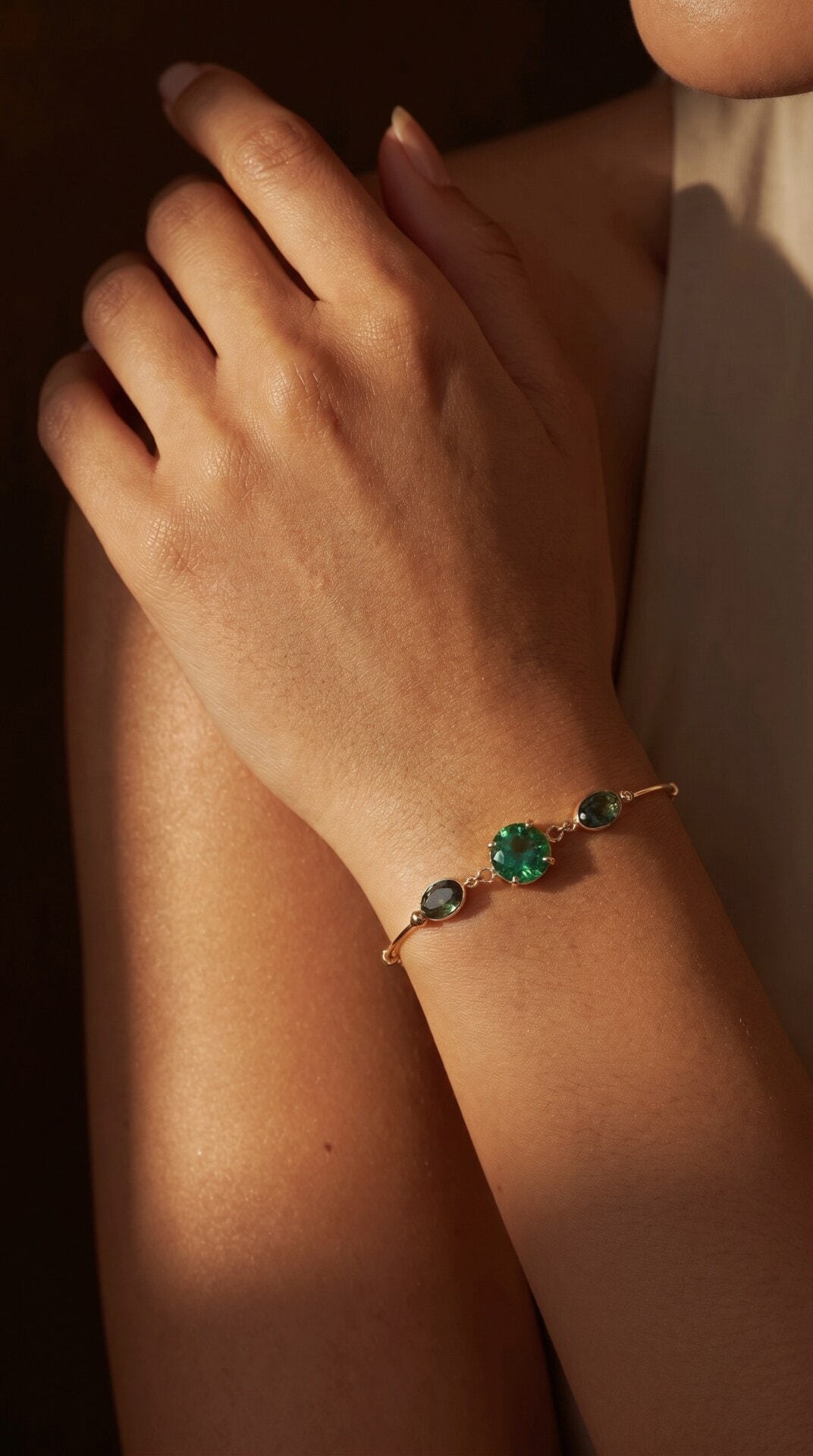 Emerald Bracelet Shadow Closeup